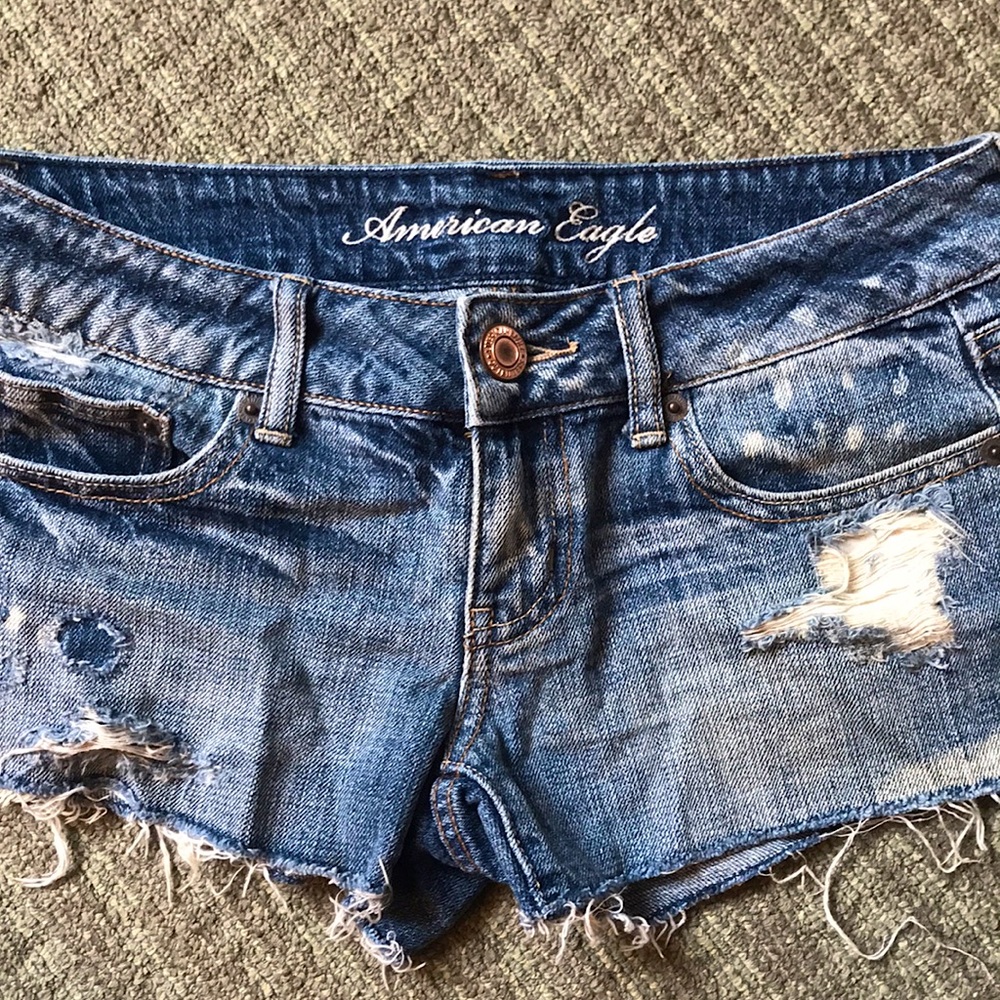 Distressed shorts